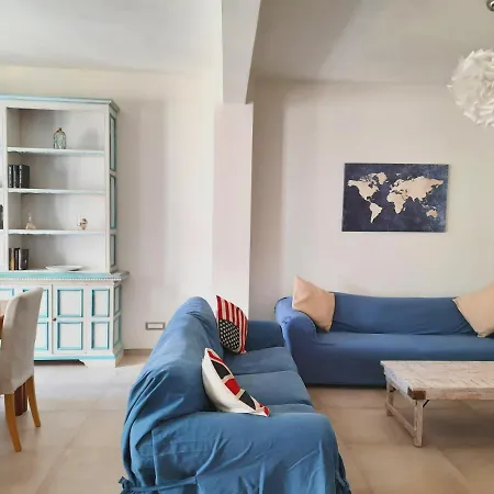 Casa Di Nicola * Виареджо