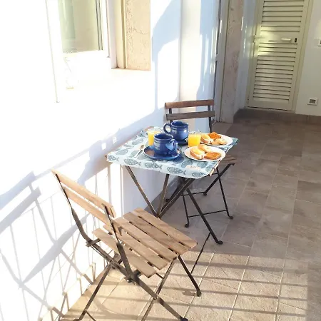 Casa Di Nicola Виареджо